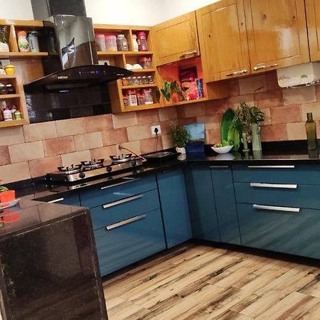 Entire Craftsman House With 2 Bedrooms Kitchen And More Rāipur المظهر الخارجي الصورة