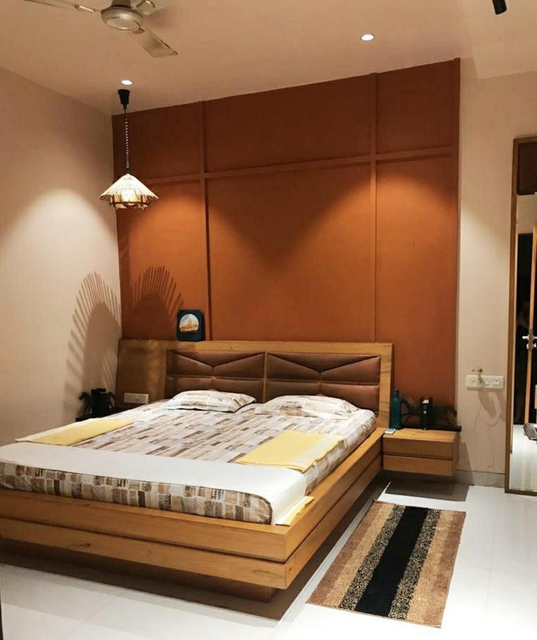 Entire Craftsman House With 2 Bedrooms Kitchen And More Rāipur المظهر الخارجي الصورة